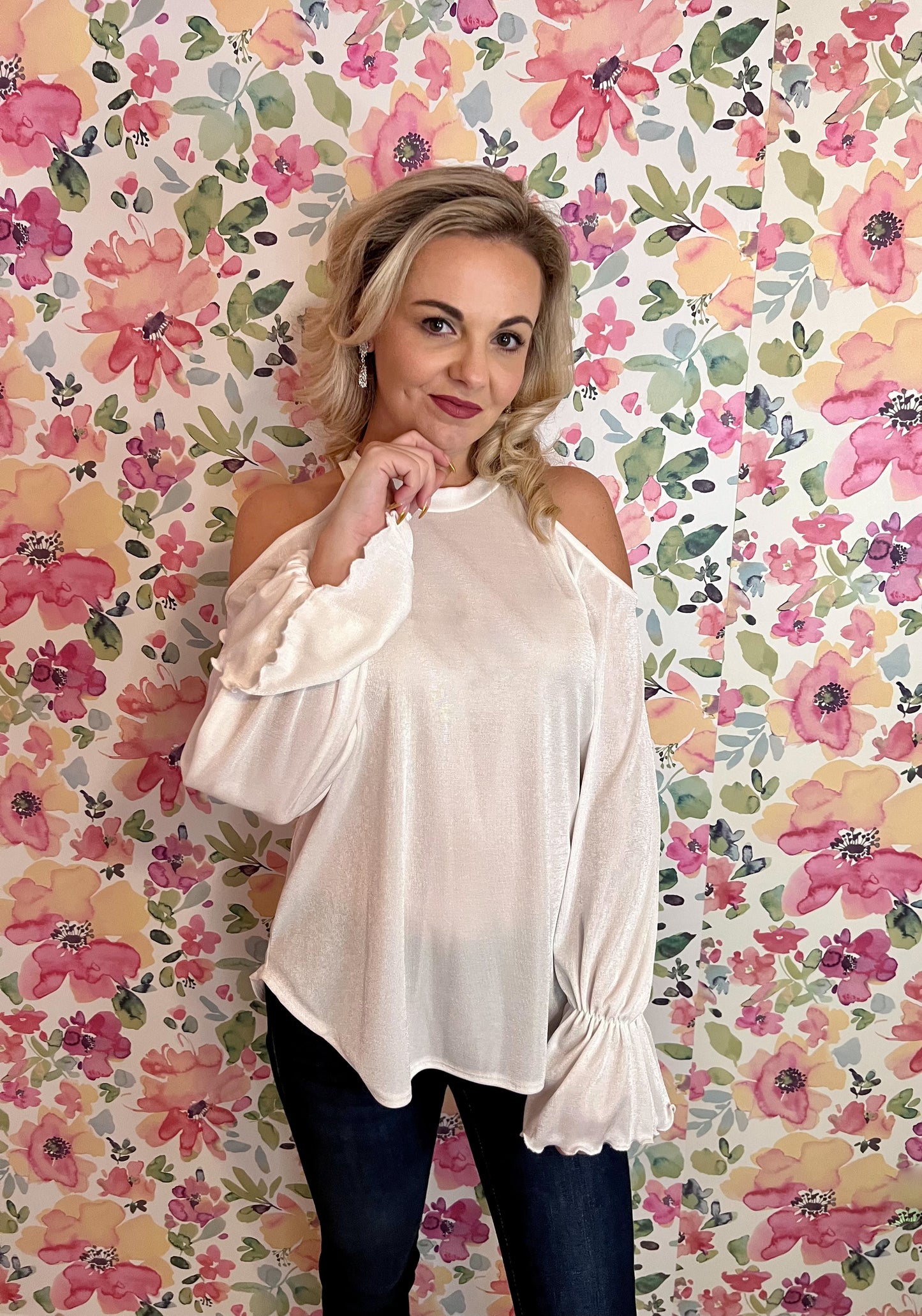 Solid Long Sleeve Cold Shoulder Top - White