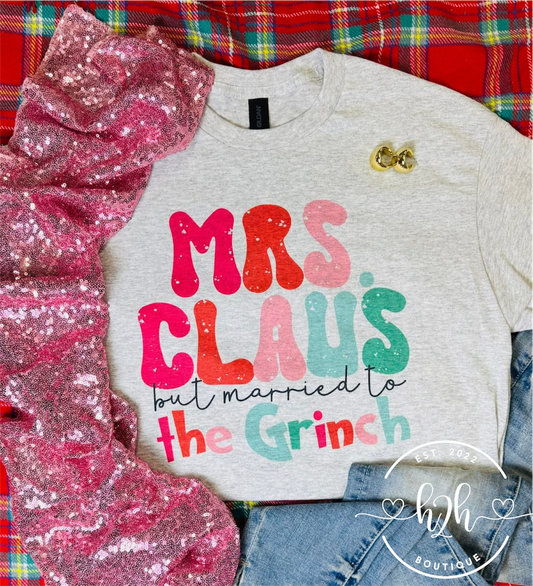 Mrs Claus & Grinch Tee— PREORDER